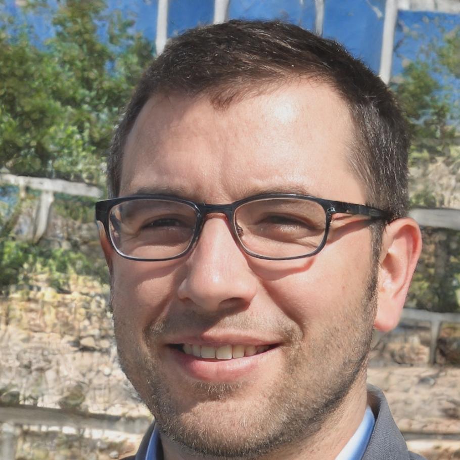 Portrait de Michel Dubois, Directeur Stratégie Financière chez oravioncluesta